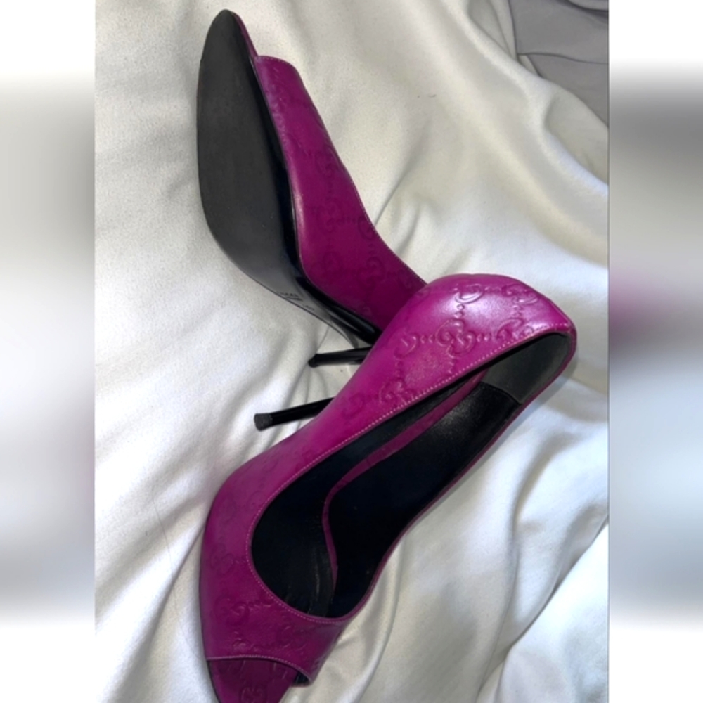 Gucci shoes